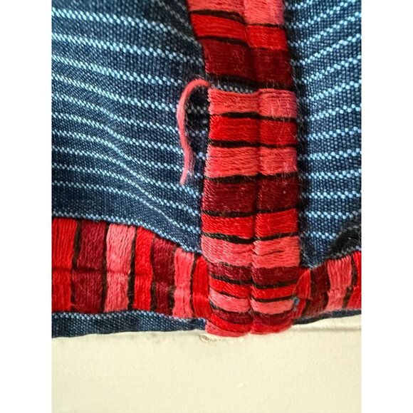Handwoven Blue and Red Tote Bag - Picture 4 of 12